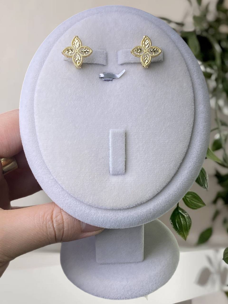 Серьги  из желтого  золота  585 пробы 
